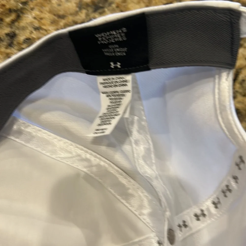 Under Armour cap | see offer in description